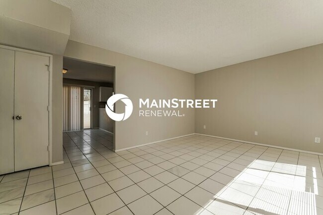 Building Photo - 3 Bedroom Pet-Friendly Home in Tucson, AZ ...