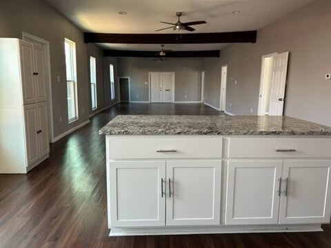 Foto del edificio - 400 Graham Ave