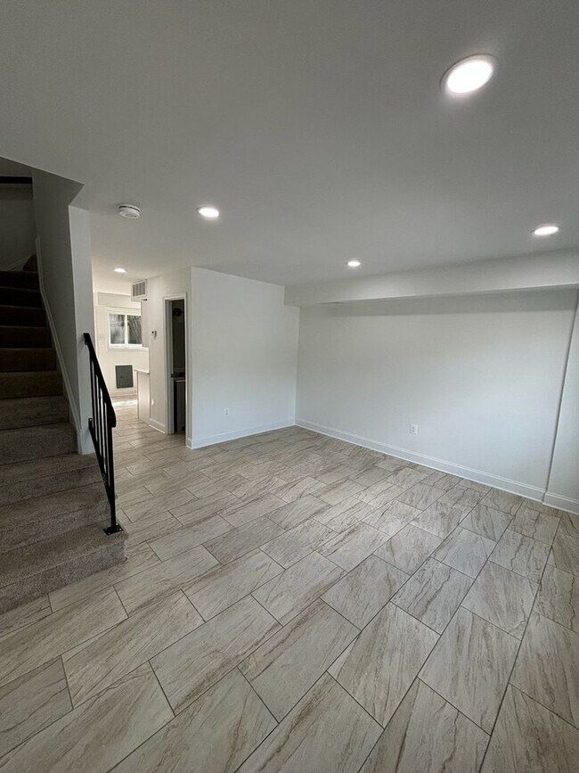 Foto del edificio - 2 Story Townhome Laurel