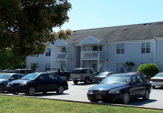 Building Photo - Preston Oaks