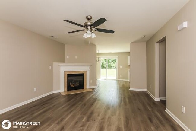 Building Photo - 7419 MARY JO HELMS DR, CHARLOTTE, NC 28215