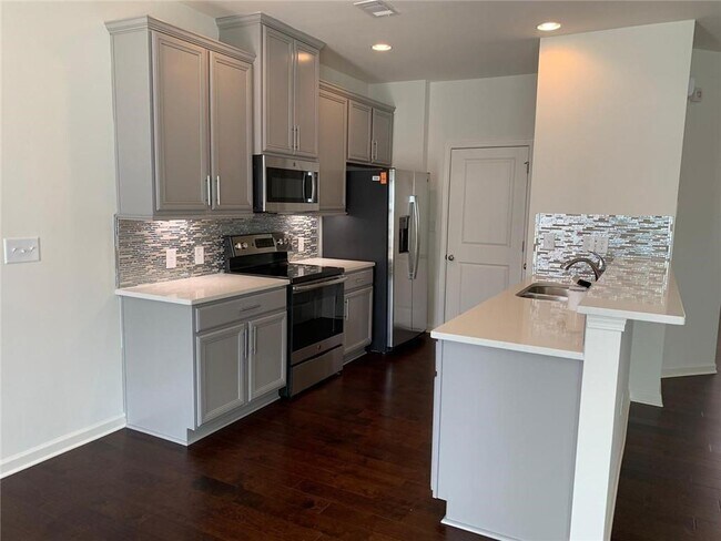Foto del edificio - 5579 Oak bend Place