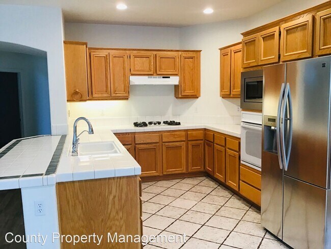 Foto del edificio - 5 br, 3 bath House - 3193 Clarita Court