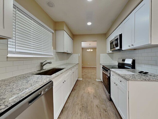 Building Photo - 4815 Diehlwood Pl