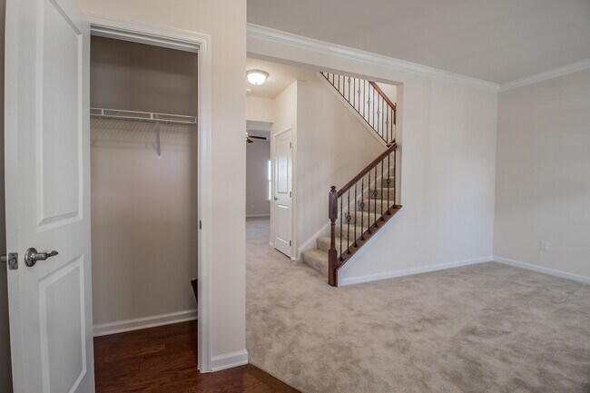 Foto del edificio - Price Improvement! 4 Bedroom 2.5 Bathroom ...