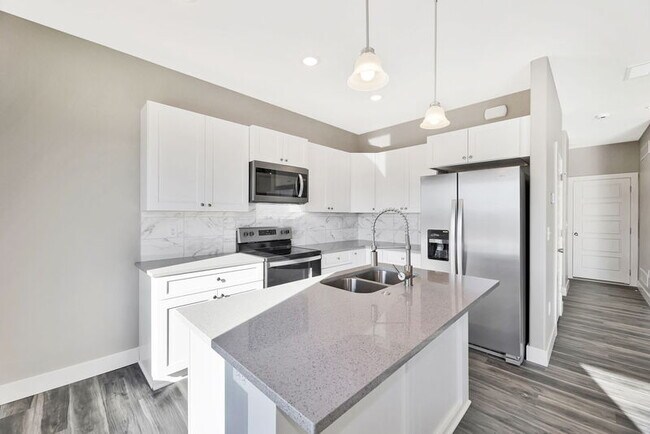 Foto del edificio - 7303 E 34th St