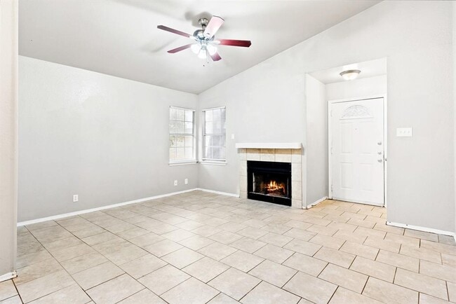 Building Photo - 10 Rawhide Cir