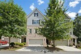 Foto principal - Stunning & Spacious Downtown Kennesaw Town...