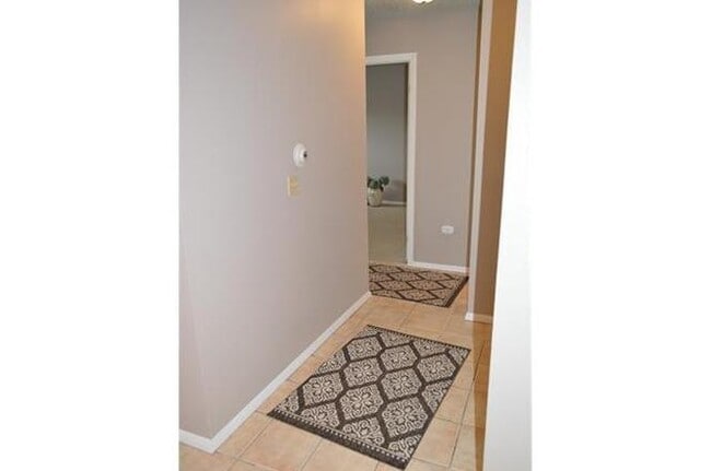 Building Photo - 5042 El Camino Dr