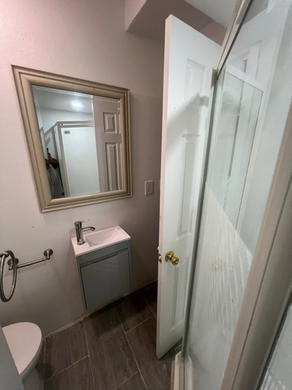 Foto del edificio - 6002 Hazelbrook Ave