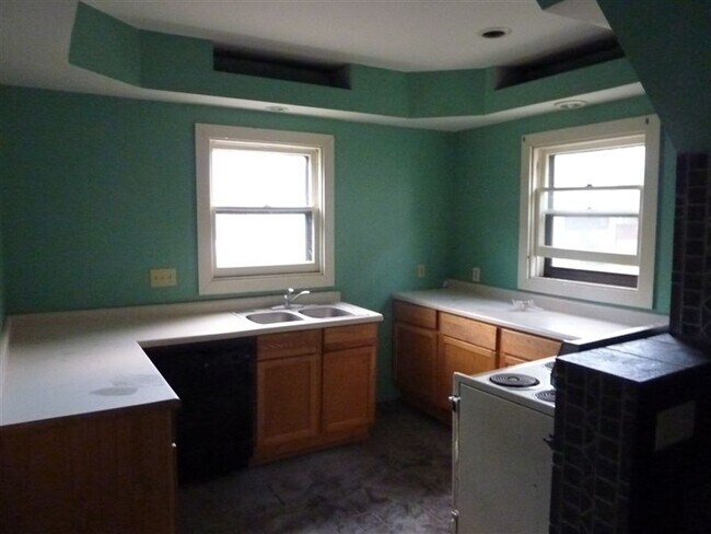 Building Photo - 209 Old Orchard Pl