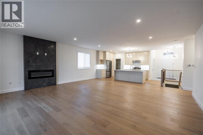 Building Photo - 280 Stathis Blvd