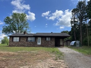 Building Photo - 2713 State Hwy 315