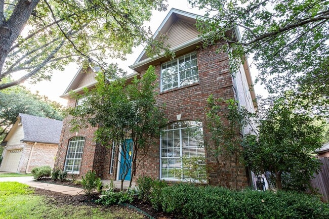 Building Photo - 6107 John Chisum Ln