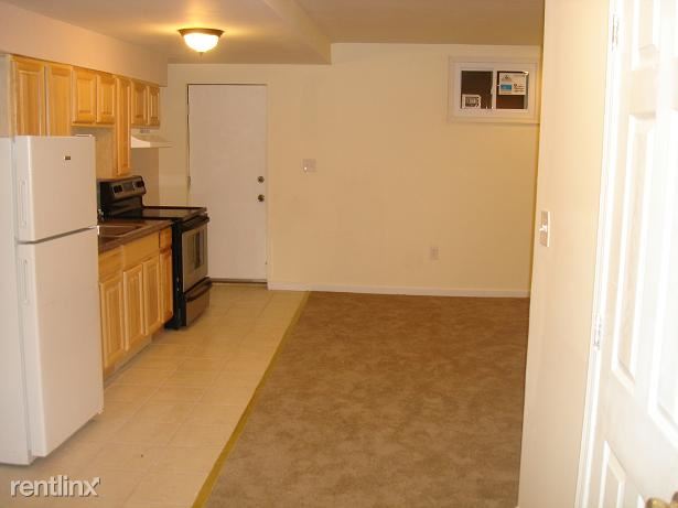 Foto principal - 1416 Eastern Ave NE