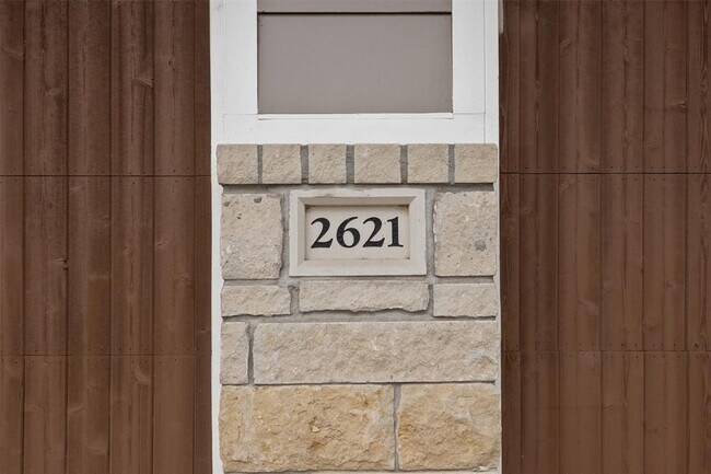 Foto del edificio - 2621 Witsome Loop