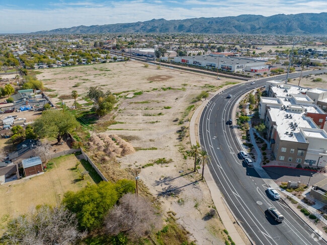 Building Photo - Echo Ridge