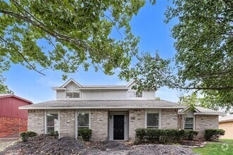Building Photo - 8913 Doliver Dr
