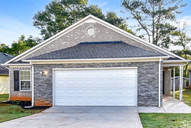 Building Photo - 10976 Big Sky Dr