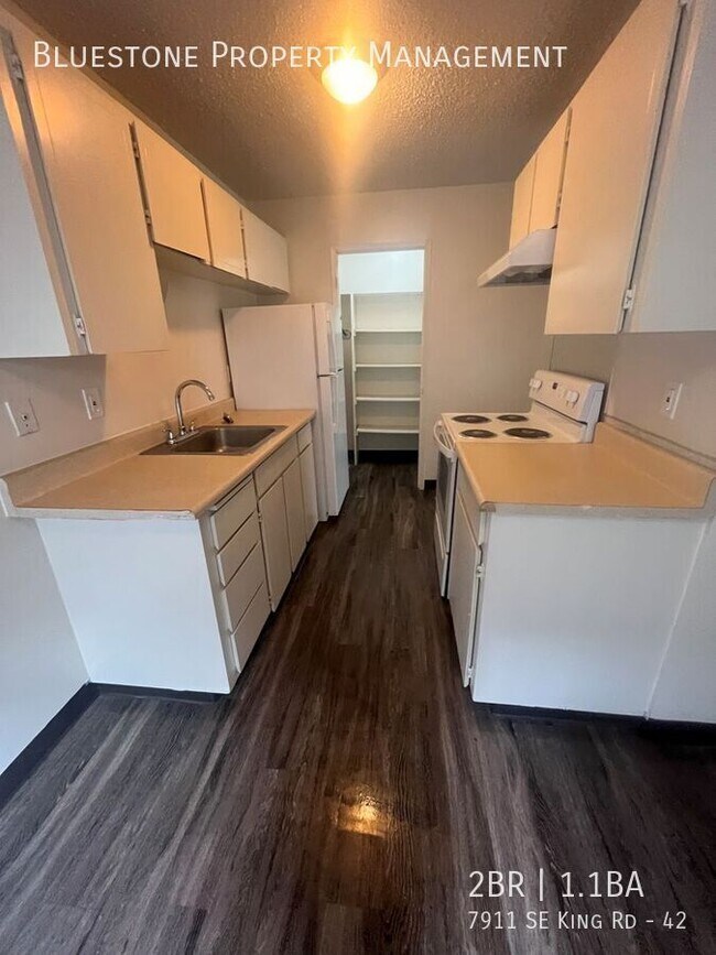 Foto del edificio - 7911 SE King Rd