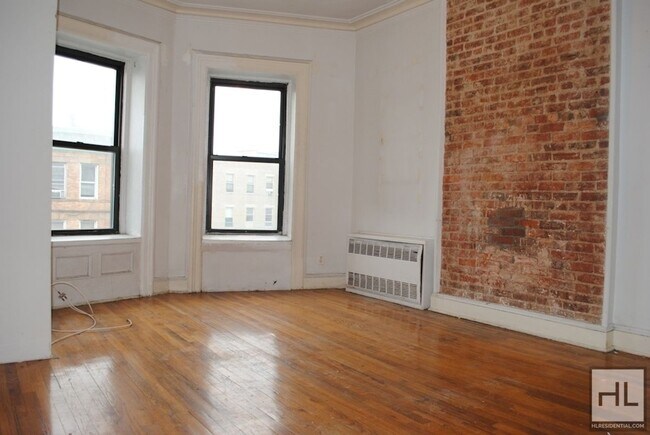 Building Photo - BEDFORD AVENUE / Crown Heights 1-Bed 1-Bath