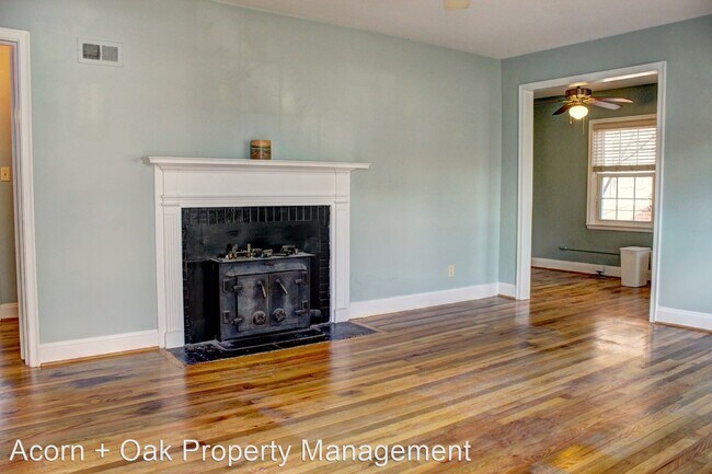 Building Photo - 2 br, 1.5 bath House - 1318 Carroll St