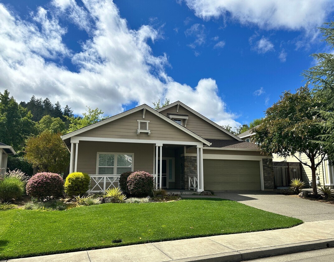 Foto principal - 115 Primrose Ln