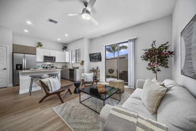 Building Photo - Havens at Central Park | Apartments & Townhomes