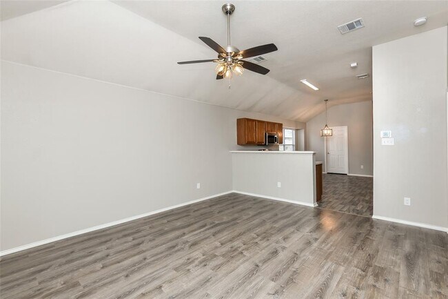 Building Photo - 3045 Spotted Owl Dr
