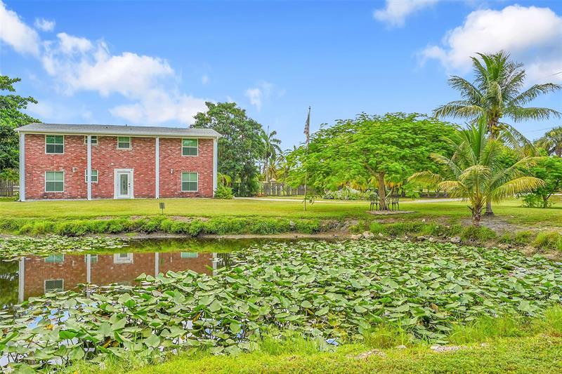 Foto principal - 1201 NW 112th Ave