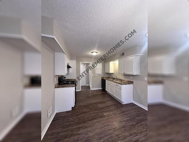 Foto del edificio - 245 NW 82nd St