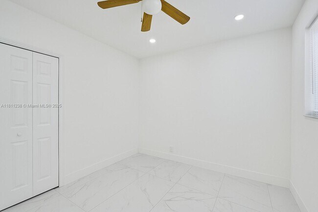 Foto del edificio - 105 NW 14th Way