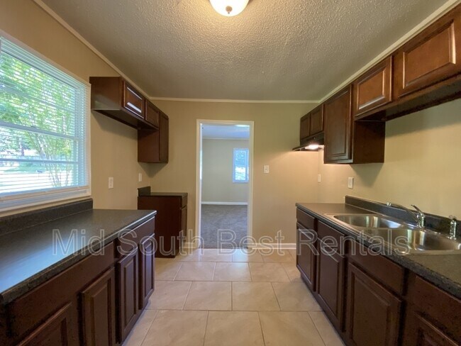 Foto del edificio - 835 Par Ave