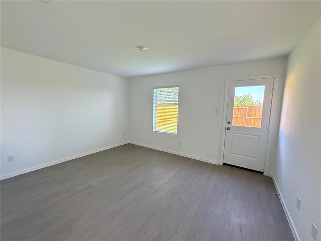 Foto del edificio - 907 Sandhill Crane Ln
