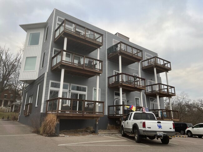 Rear - 300 Fairview Ave
