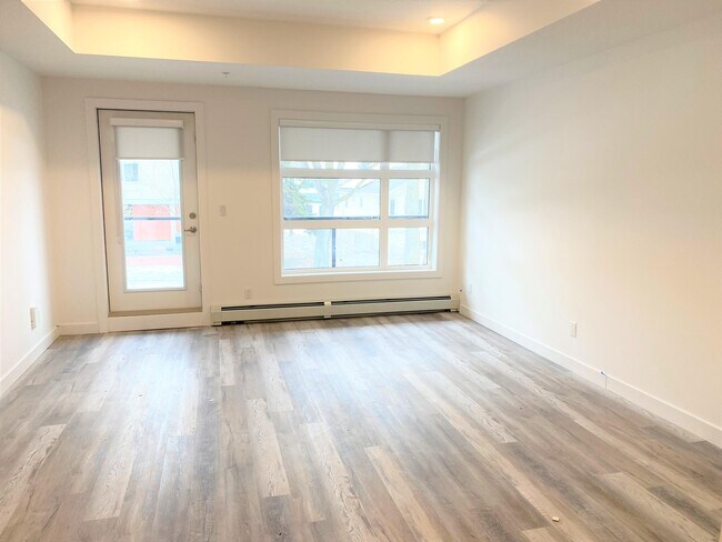 Building Photo - 10720-378 78 Ave NW