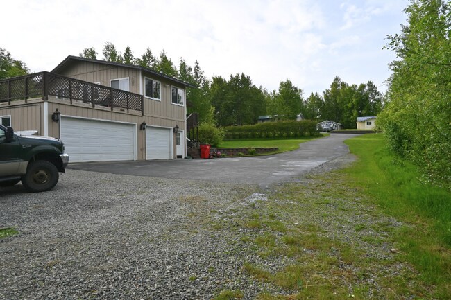 Foto del edificio - 5450 E Alder Dr
