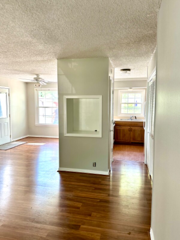 Building Photo - 175 Timberlake Dr