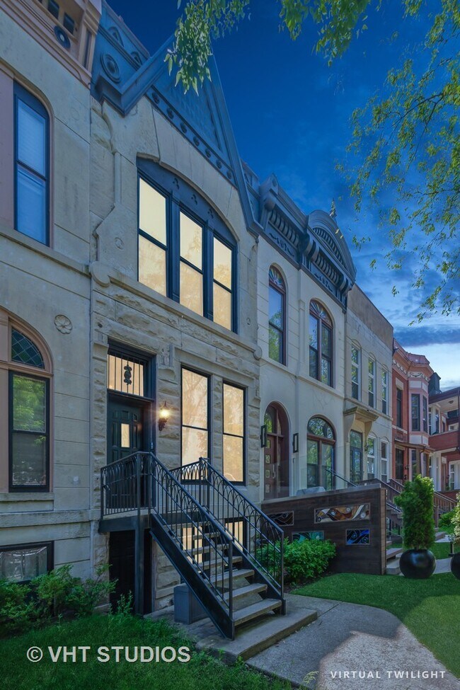 Building Photo - 459 E Oakwood Blvd