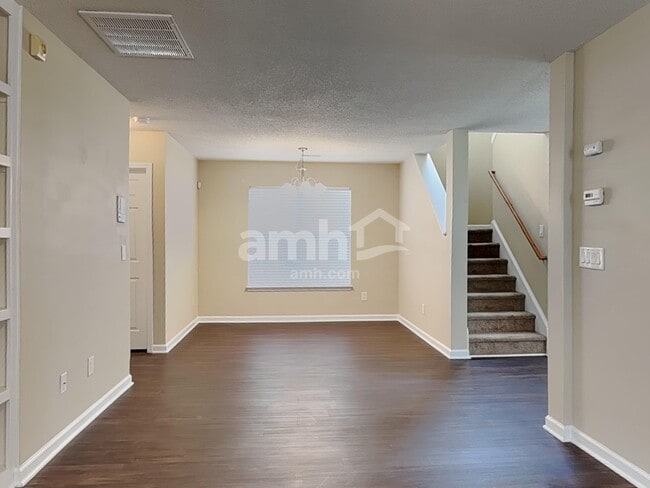 Building Photo - 3646 Sunset Hollow Dr