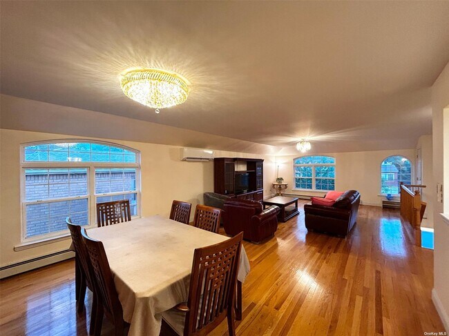 Foto del edificio - 254-11 60th Ave