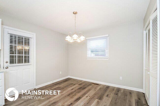 Building Photo - 6100 Radds St