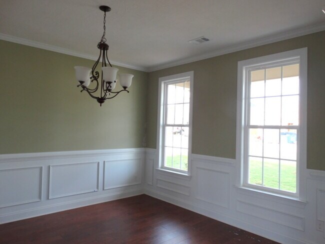 Foto del edificio - 1033 Ardrey Cir