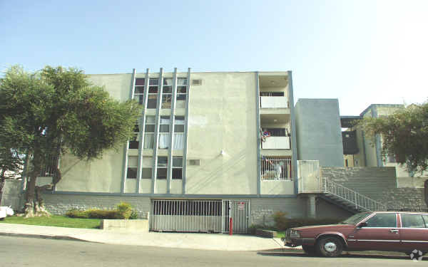 Foto del edificio - Burlington Wilshire Apartments