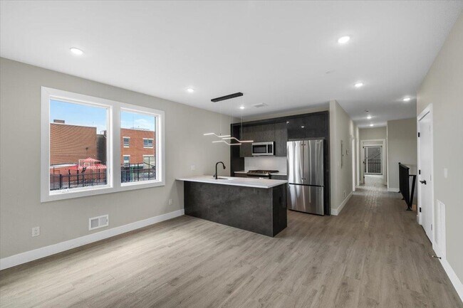 Building Photo - 327 69th St