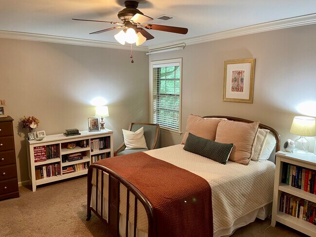 Building Photo - 863 Vestavia Villa Court