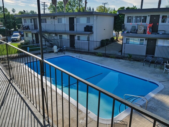 Building Photo - Orange Grove Apartments