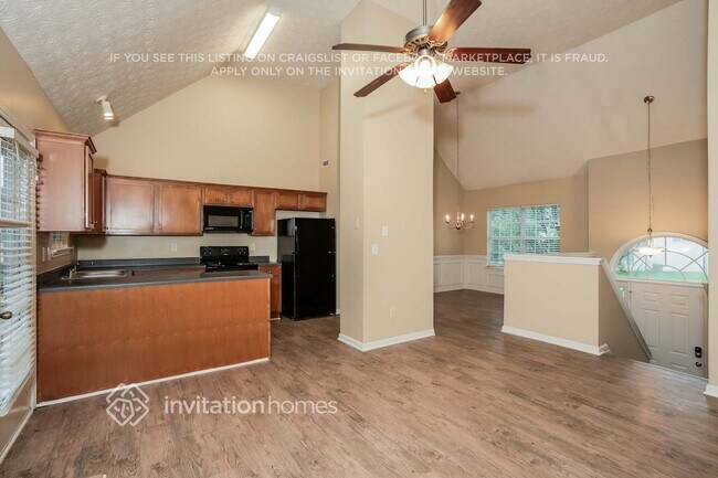 Foto del edificio - 1230 St Francis Ct