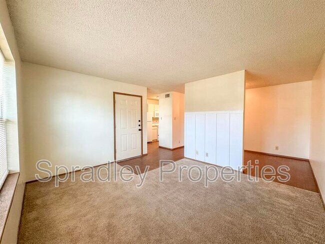 Foto del edificio - 120 W Main St