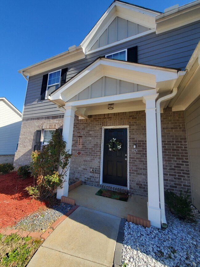 Building Photo - 157 Innis Brk Cir